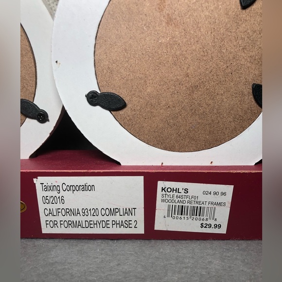 “GRANDKIDS” SNOWMAN PICTURE HOLDING WOODEN FIGURINE, NEW WITH TAGS FROM KOHL’s - Picture 7 of 8